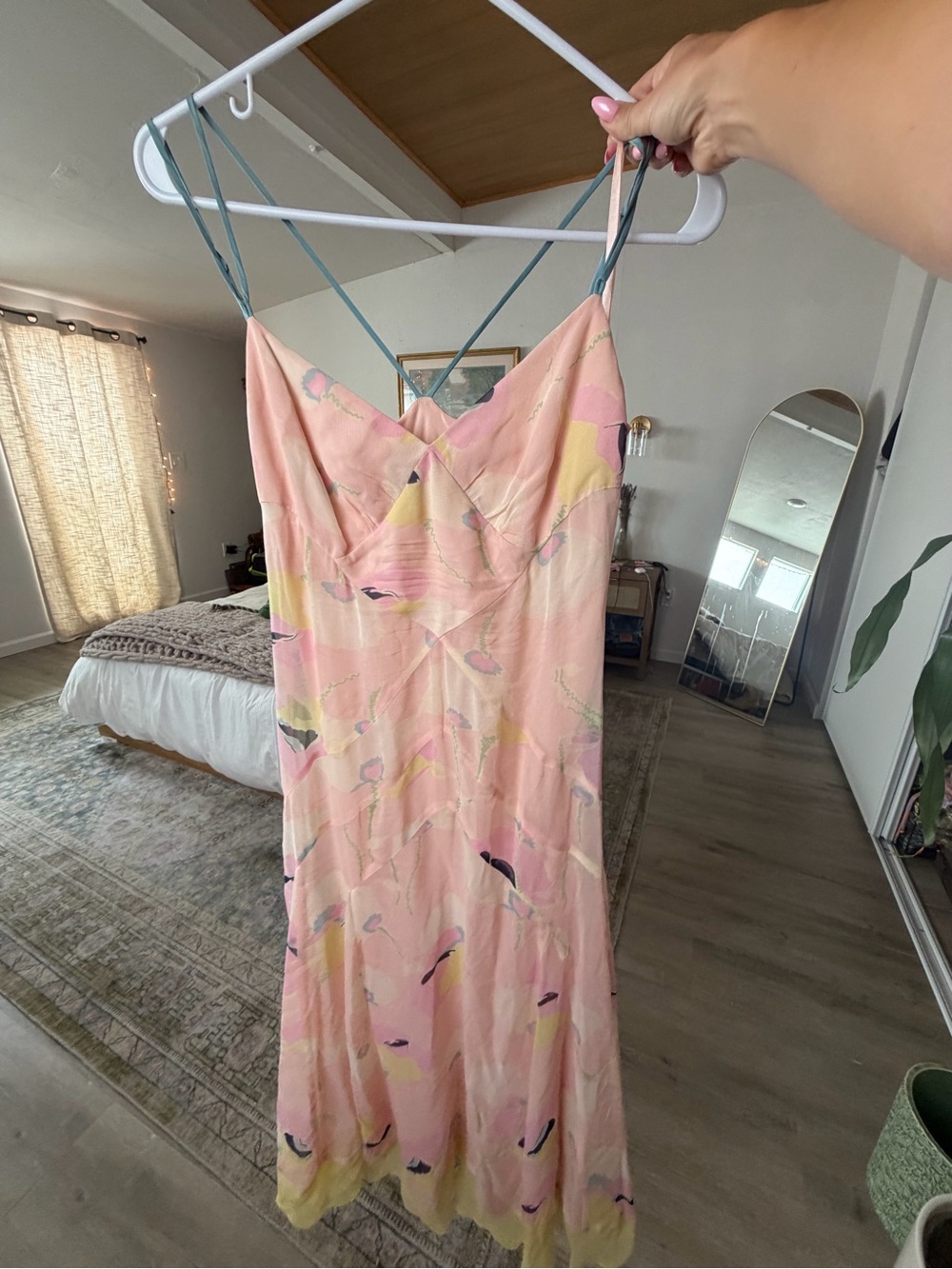 2004 Vintage BCBG MaxAzria 100% Silk Dress - Picture 6 of 7